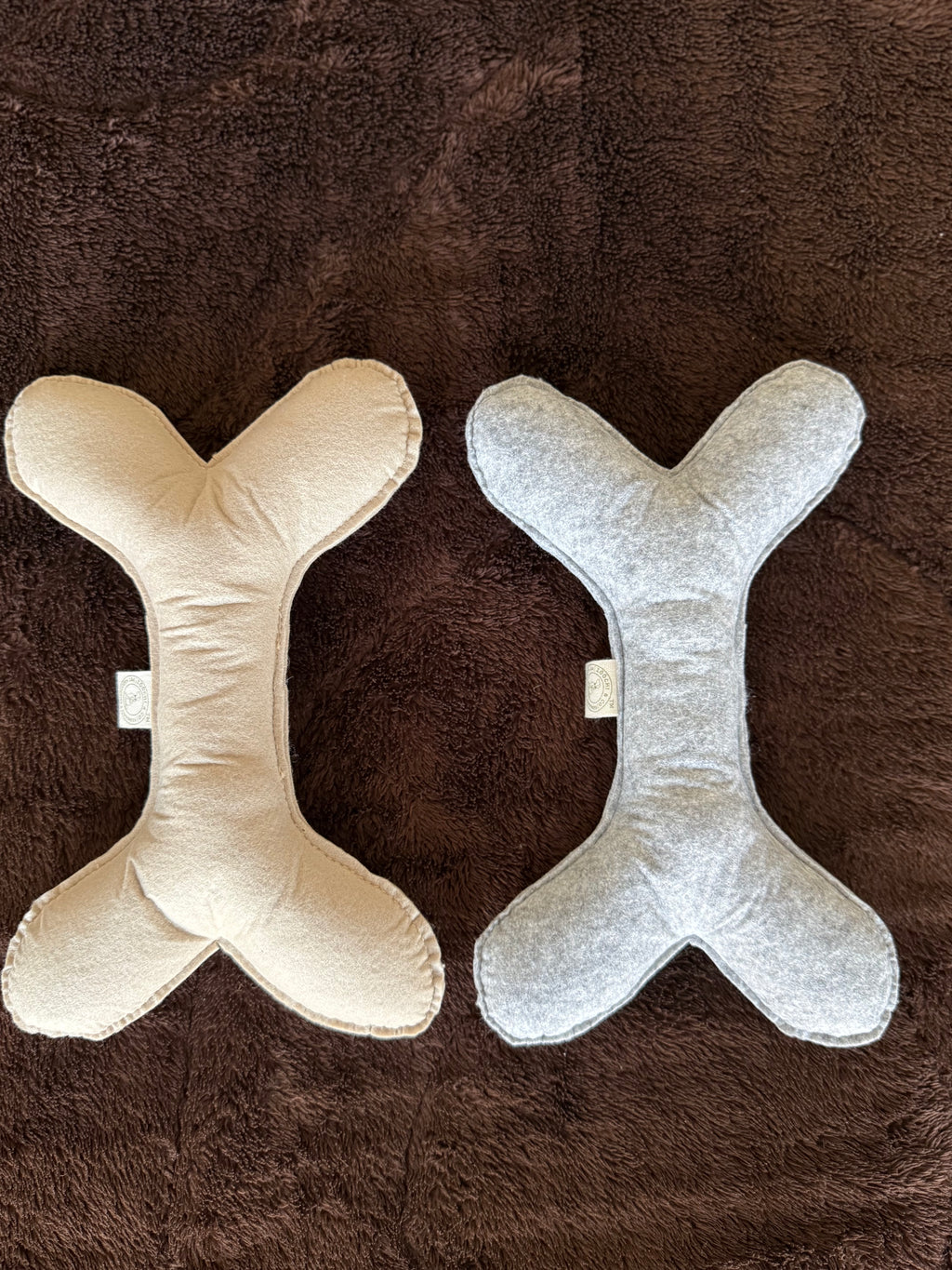 Zööchi & Co. - EcoChomper Bone Squeaky Toy