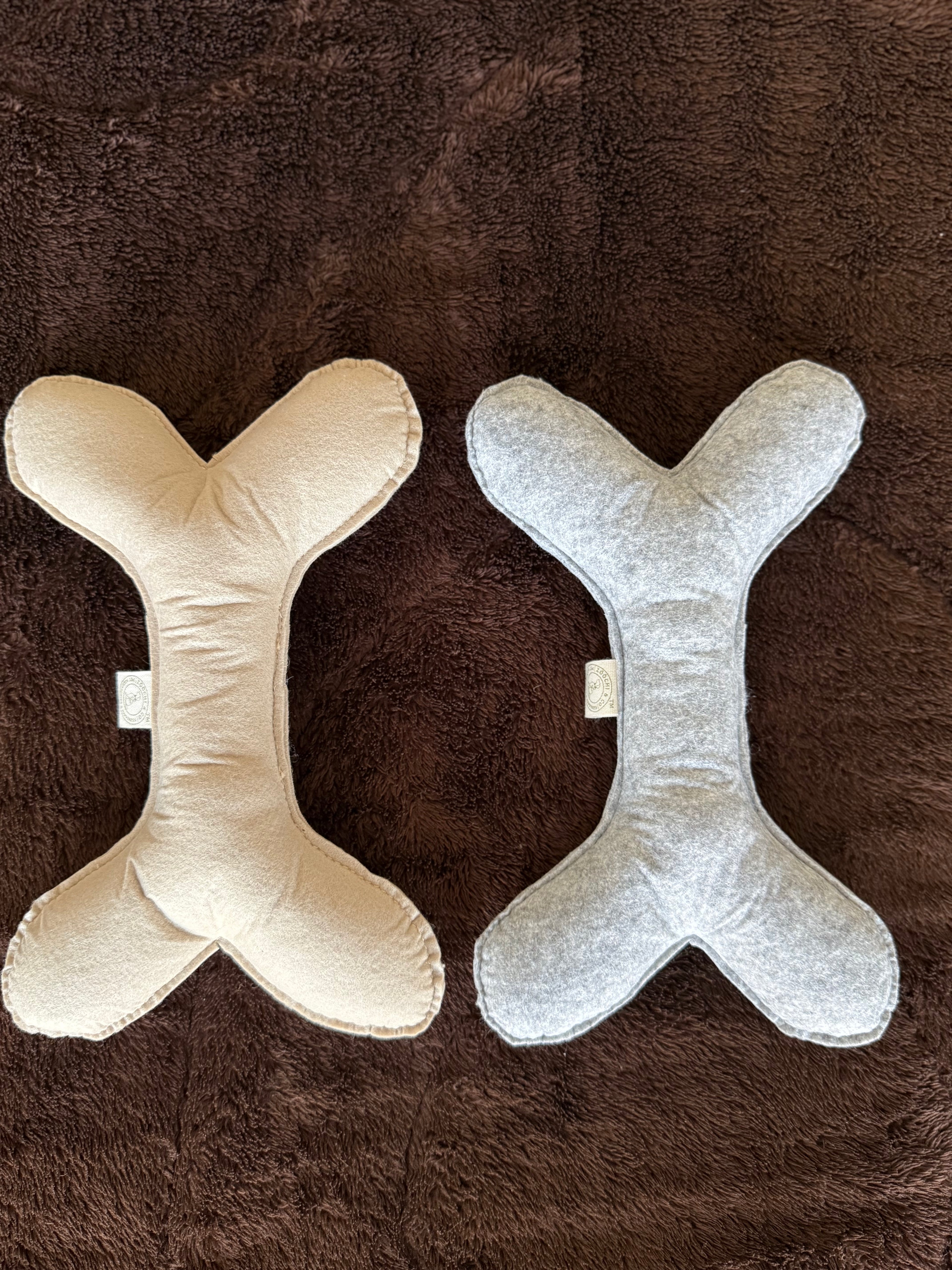 Zööchi & Co. - EcoChomper Bone Squeaky Toy