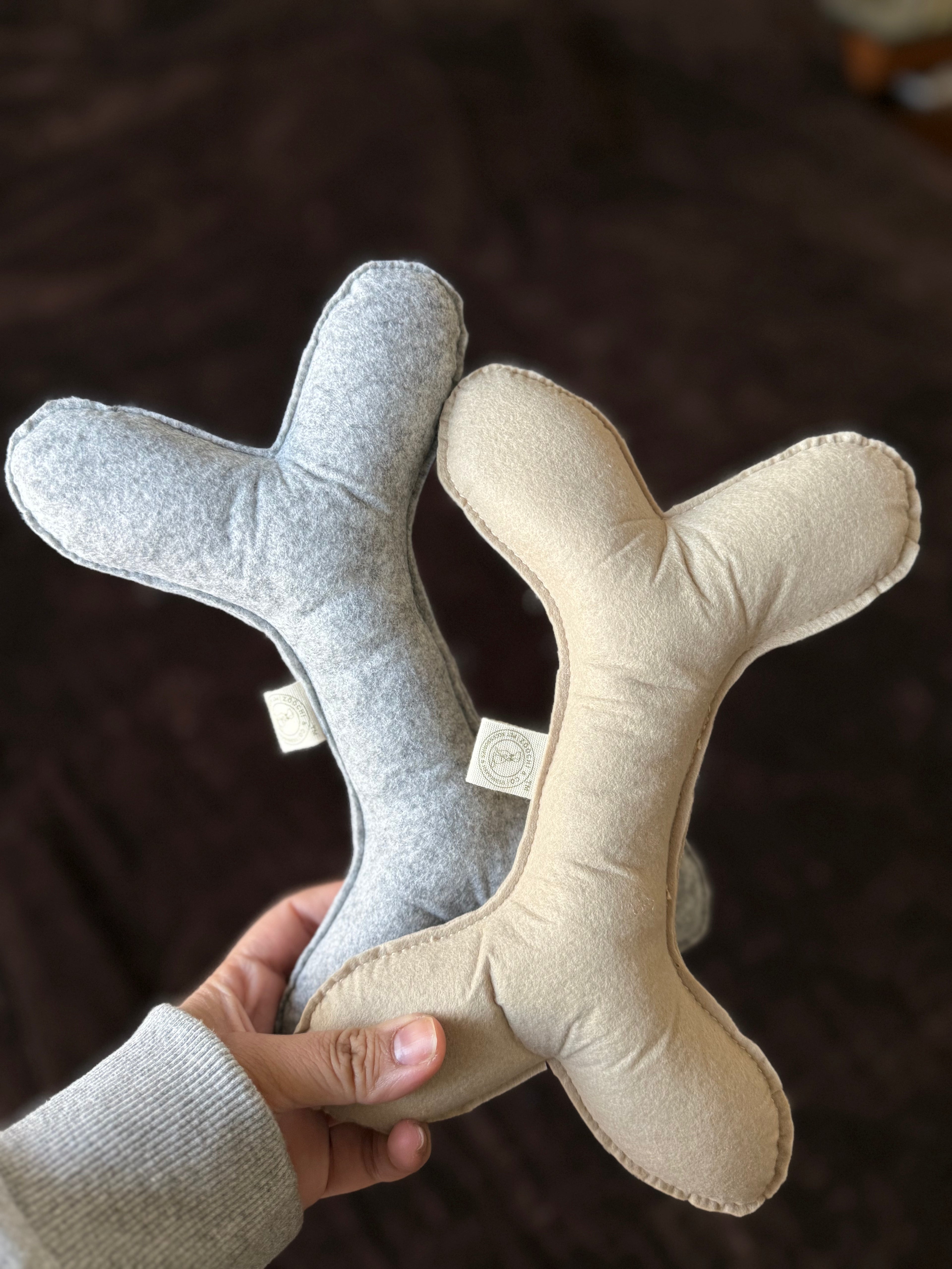 Zööchi & Co. - EcoChomper Bone Squeaky Toy