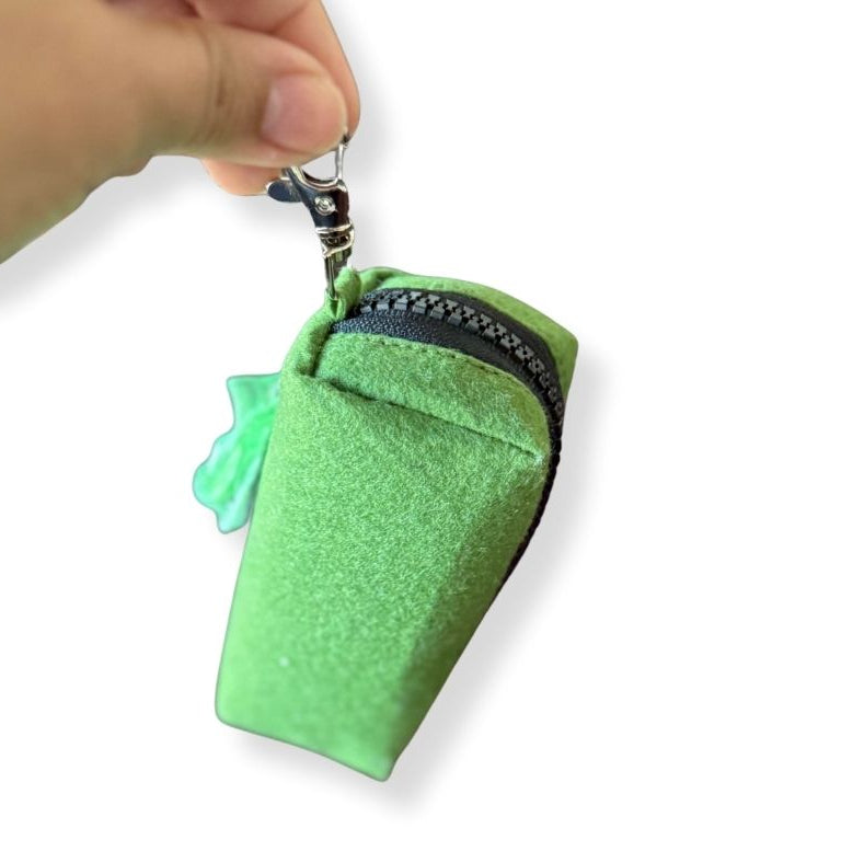 Zööchi & Co. - Pawty Pouch : a sustainable poop bag holder